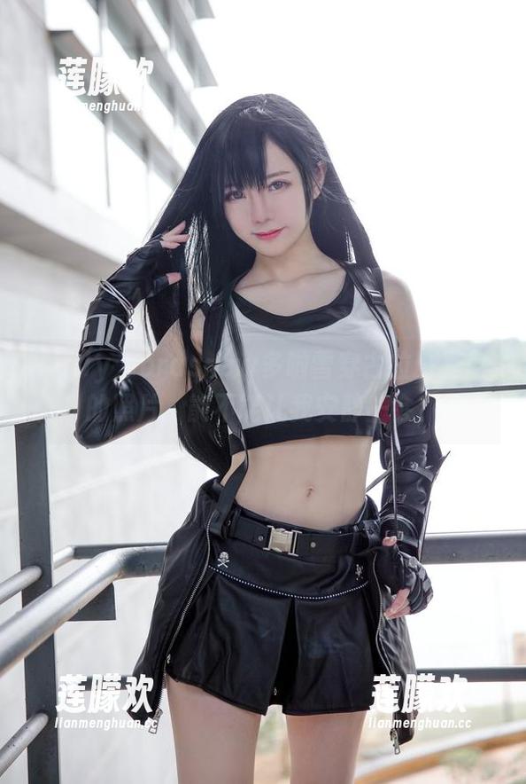 sally dorasnow多啦雪穿古拉比基尼的照片，能不能让我安静一会？